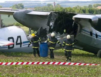 Руски самолет се запали при кацане в Чехия
