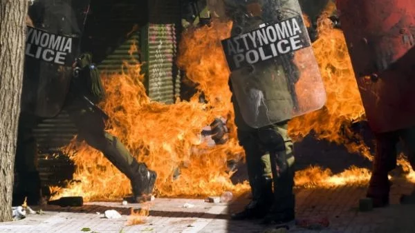 Безредици в Гърция