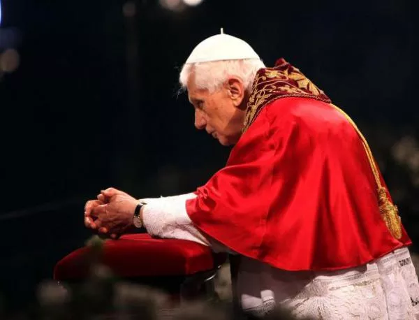 Папа Бенедикт XVI защити традиционното семейство 