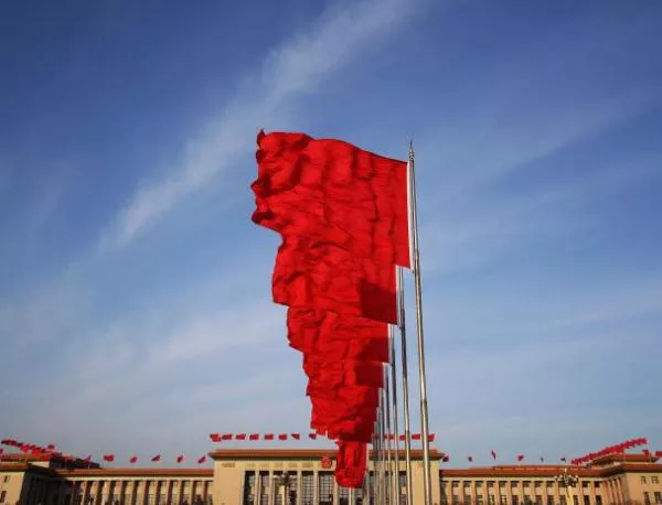 Китай цензурира интернет заради годишнината от събитията на площад Тянанмън