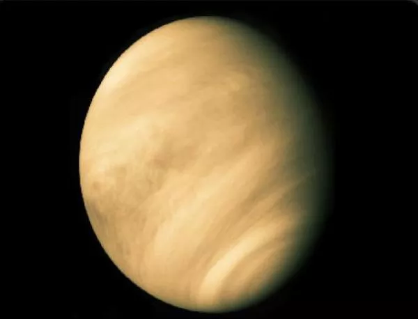 Следващото "пътуване" на Венера през Слънцето ще е през 2117 г.