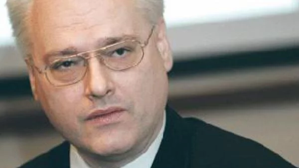 Йосипович бойкотира церемонията по официално встъпване в длъжност на Николич