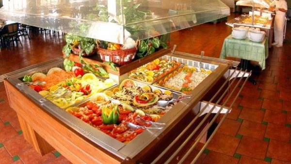 Забраняват all inclusive в хотелите три звезди 