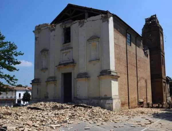 Две сгради се срутиха в Италия 