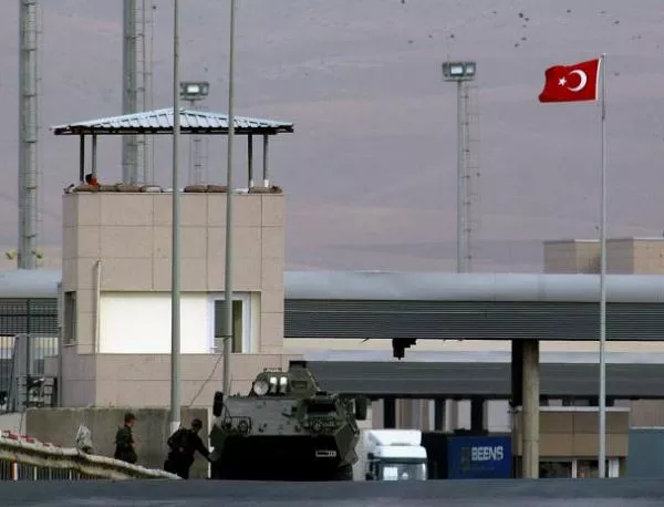 АФП: Проблемната турско-гръцка граница застрашава Шенген