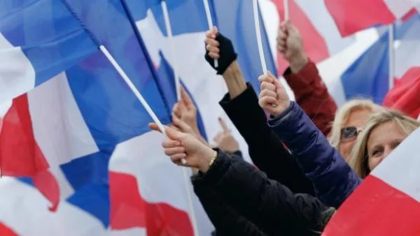 Прогнозни резултати от парламентарните избори във Франция 