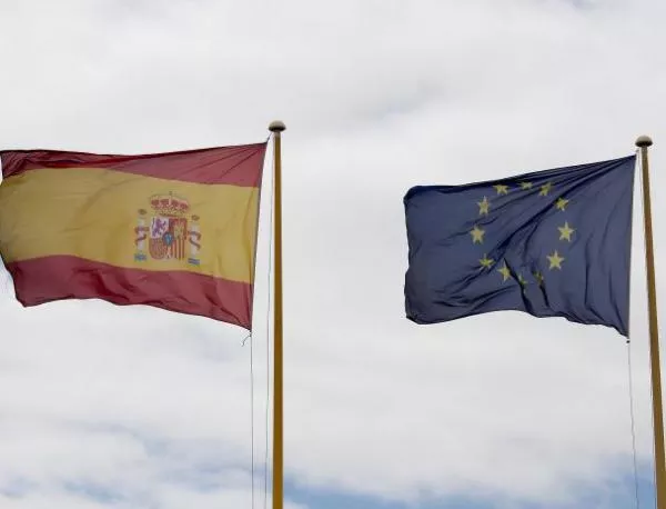 Решението за помощ към испански банки вдигна еврото 