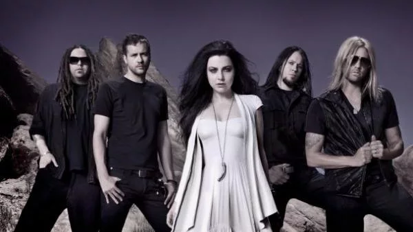 Evanescence със собствен интерактивен фен клуб