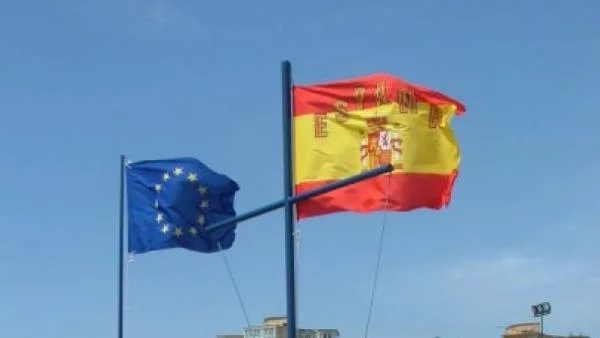 Испания моли за помощ, кой е следващият?