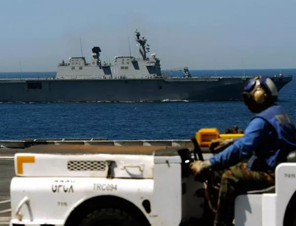 Русия изпраща два десантни кораба към Сирия