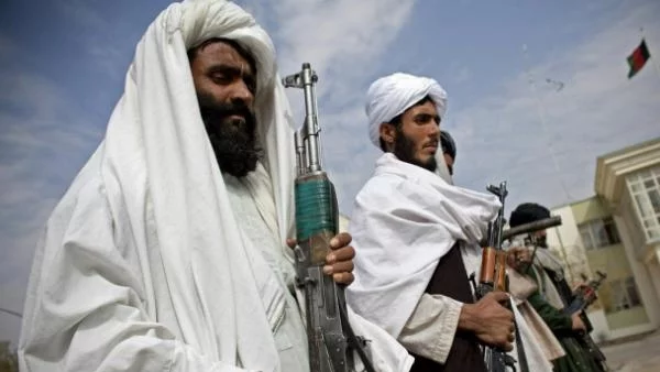 Талибанско нападение отне живота на 8 цивилни