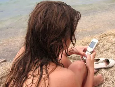 Жените не страдат за халката, а за мобилния телефон
