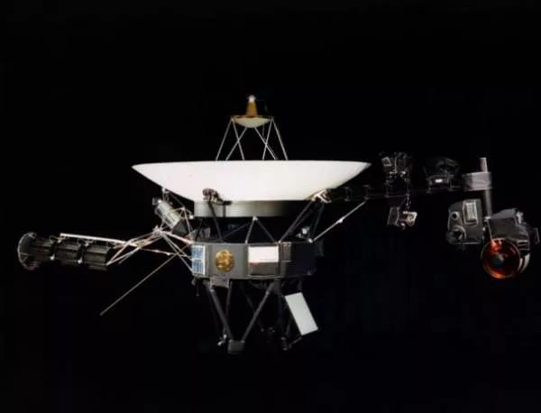 "Вояджър 1" на път да премине в друга звездна система 