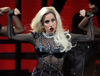 Гага скандализира с песен за смъртта на Даяна