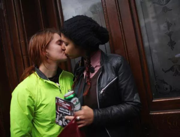 Испанските ЛГБТ обезпокоени за хомосексуалния брак 