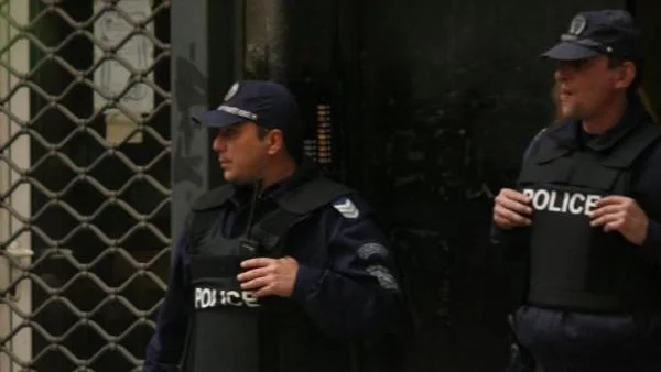 Бой в дома "Асен Златаров”