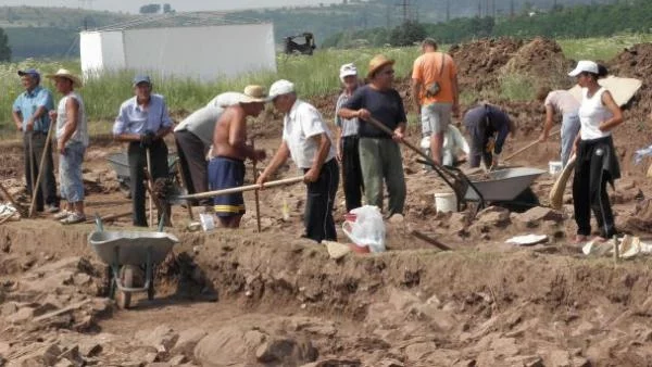 Започна реставрация на находките от магистрала "Струма"