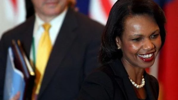 Кондолиза Райс е в списъка с кандидати за вице на Мит Ромни