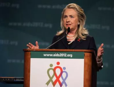 Клинтън: Ще се борим за свободно от СПИН поколение 