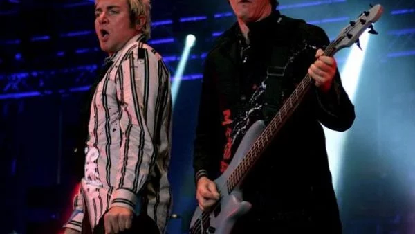 Duran Duran ще продължават да свирят своите хитове