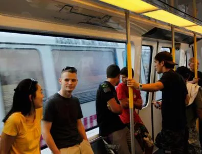 Транспортен проблем в Лондон, запали се метро за олимпийския парк