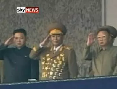 Ким Чен Ун вдъхновява спортистите на Северна Корея