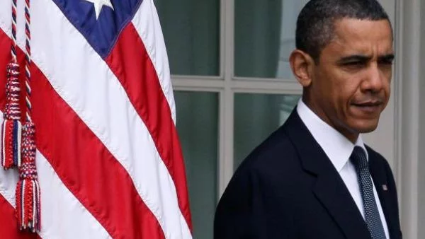 Обама продължава да е пред Ромни