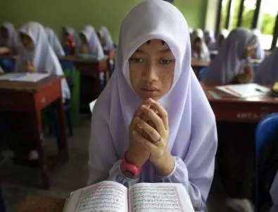 На Филипините училище забрани носенето на хиджаб