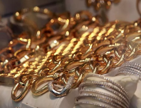 Турците извадиха 2,5 тона злато "изпод дюшеците" 