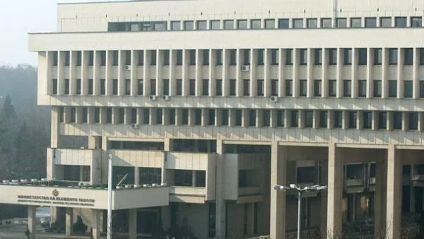 Според МВнР Никола Калудов е посланик във Ватикана