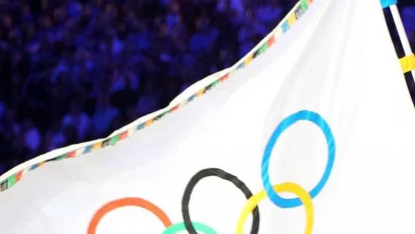 Олимпийският флаг пристигна в Рио де Жанейро
