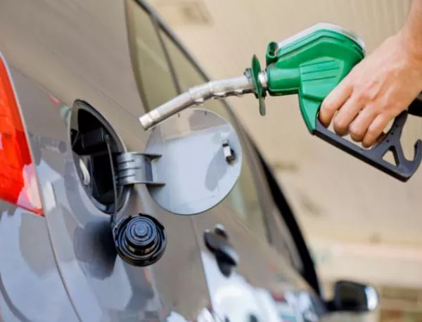Цената на бензина в Италия надхвърли 2 евро 