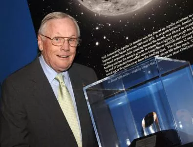 Отиде си Нийл Армстронг - първият човек стъпил на Луната