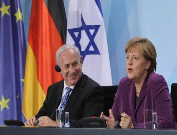 Меркел призовава Нетаняху да не напада Иран 