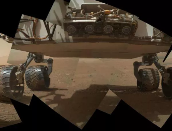 "Кюриосити" си направи автопортрет на Марс 