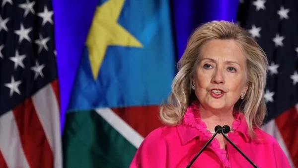 Клинтън осъди аматьорския филм, опетнил исляма 