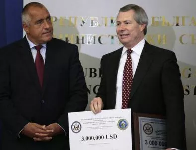 Уорлик дари 3 млн. долара за циклотронен център в БАН