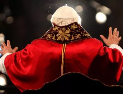  Папата призова да се отхвърли насилието 
