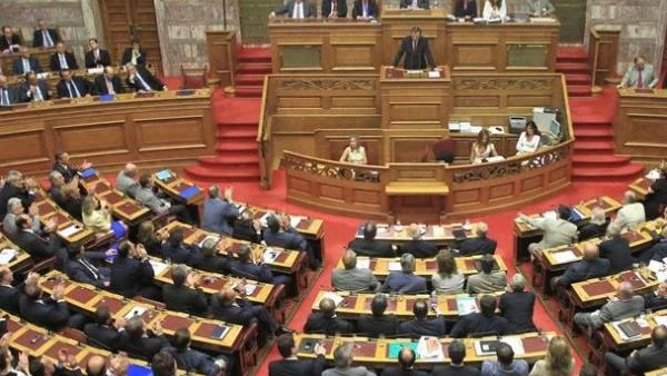 Продължава разследването на корумпирани политици в Гърция