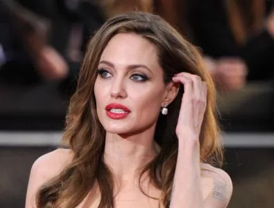 Джоли опроверга слуховете за болестта си