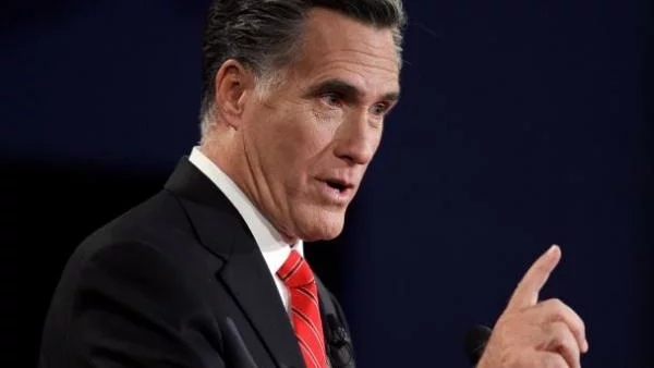 Ромни се закани: Шат на пилето главата