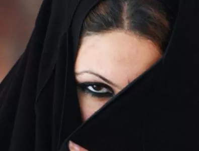 Европа вече има първата кметица, носеща хиджаб