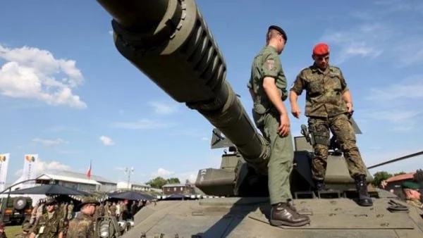 НАТО не планира намаляване на присъствието си в Косово 