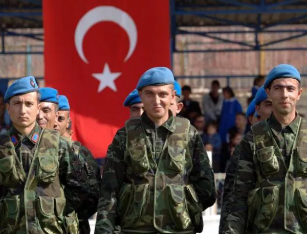 Турската армия в повишена готовност 
