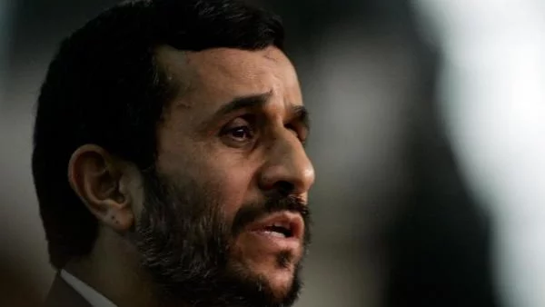Ахмадинеджад не подкрепя Турция за свалянето на Асад