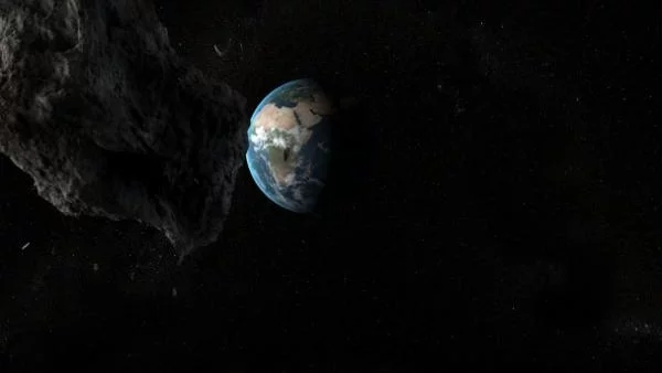 3 астероида заплашват Земята