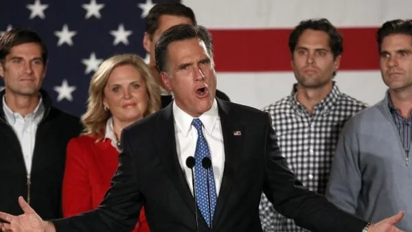 Ромни се съсредоточава върху "колебаещите се" щати