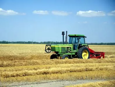 Брюксел призова Украйна да не спира износа на зърно 