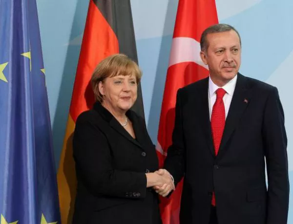 Турция иска помощ от Германия за сирийските бежанци