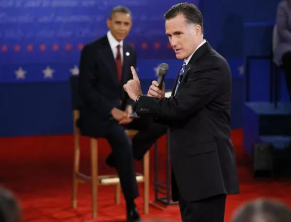 Обама води пред Ромни в колебаещите се щати